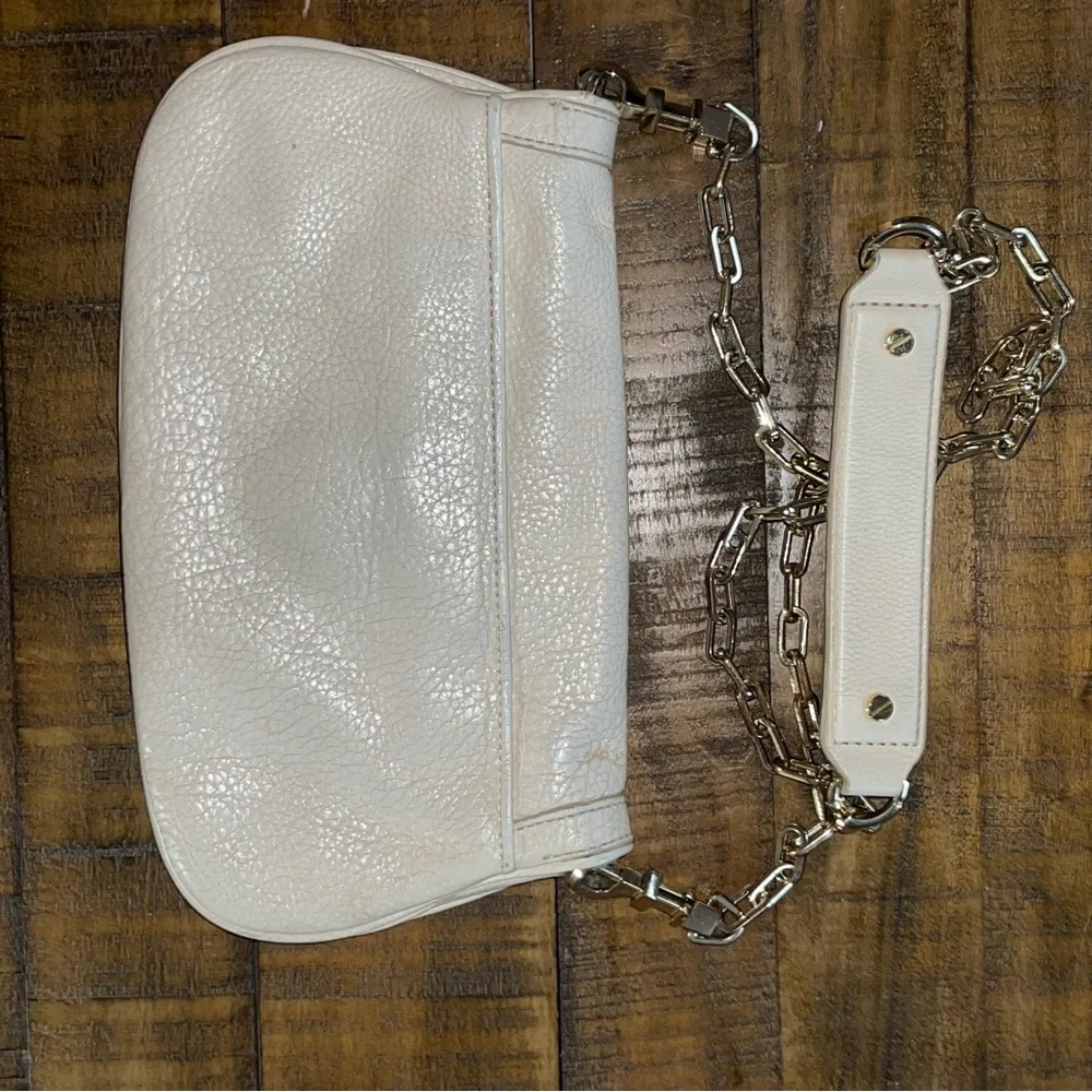 Tory Burch Logo Clutch - Picture 3 of 8